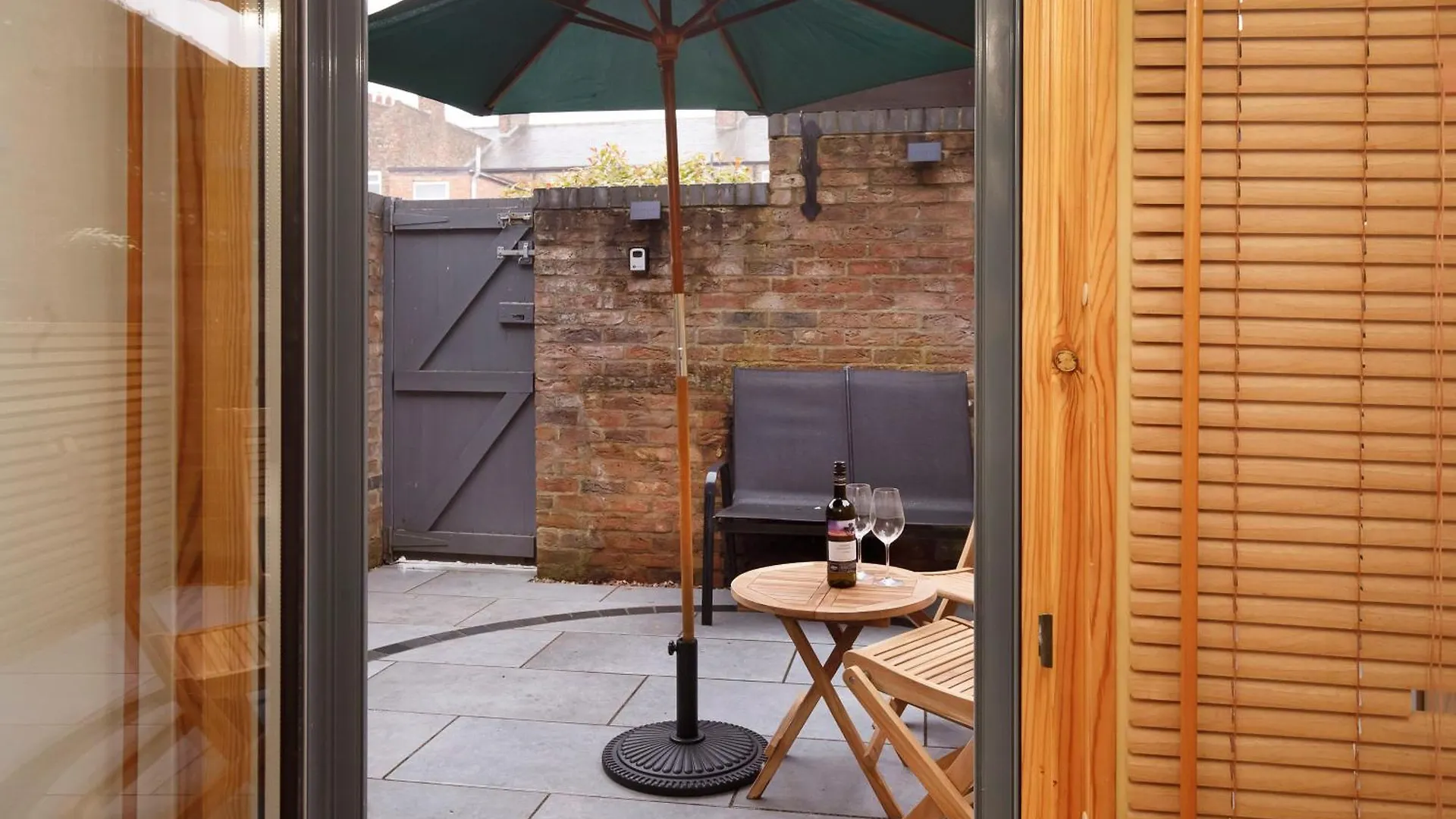 Apartamento Robyn'S Retreat-Free Parking York 0*,